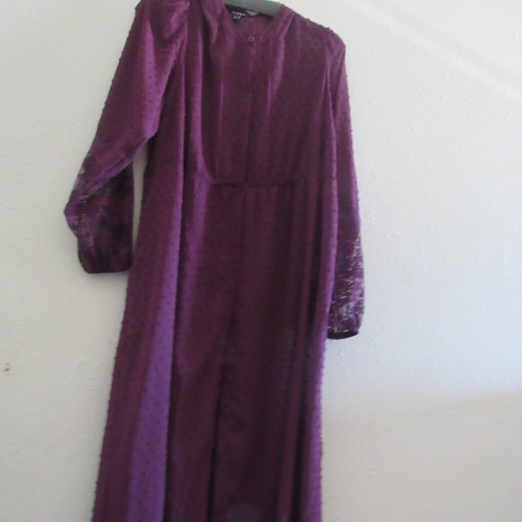 Torrid Dress Lace Dress - Picture 6 of 11